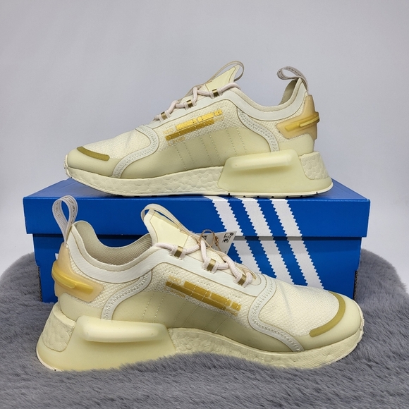 New adidas NMD_V3 Women's Running Shoes Size 8.5 - Picture 6 of 7